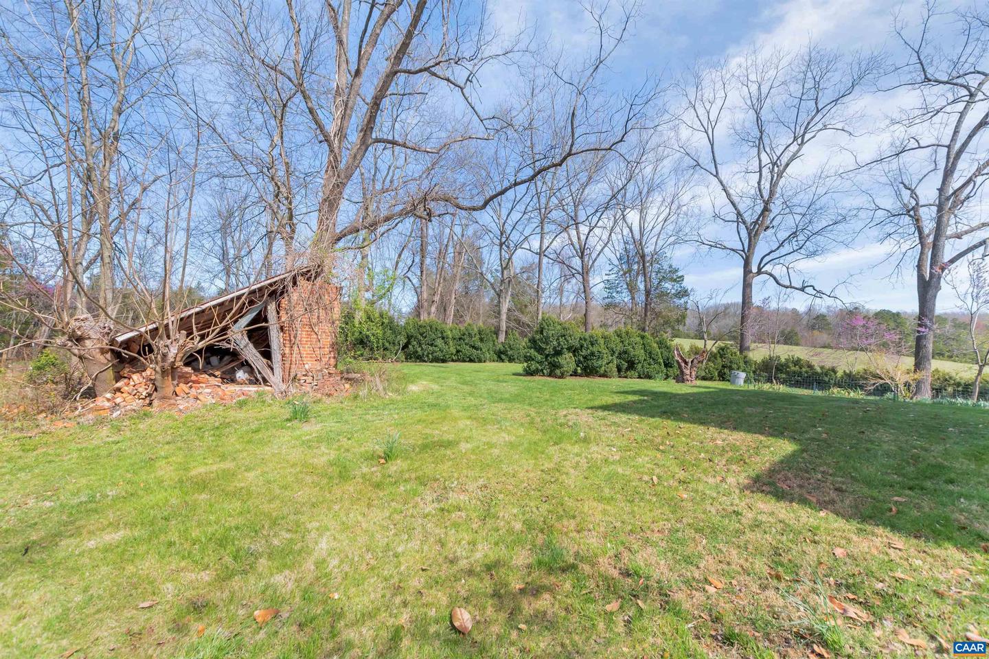 6088 BLUE RUN RD, SOMERSET, Virginia 22972, 4 Bedrooms Bedrooms, ,1 BathroomBathrooms,Residential,For Sale,6088 BLUE RUN RD,666482 MLS # 666482