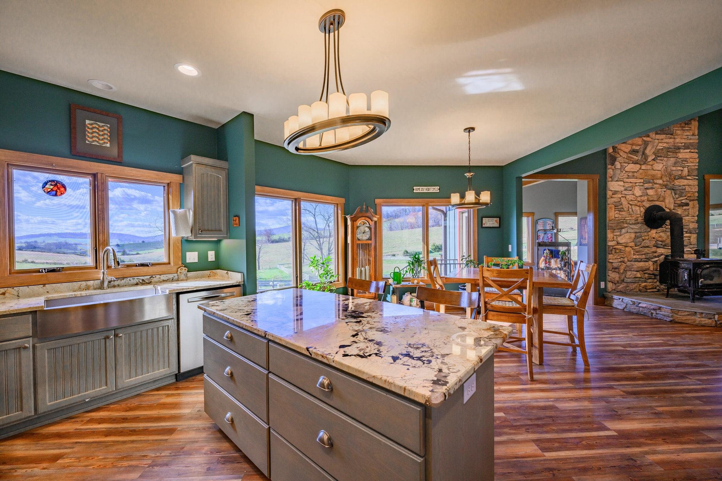 747 NEW PROVIDENCE RD, RAPHINE, Virginia 24472, 4 Bedrooms Bedrooms, ,2 BathroomsBathrooms,Residential,14,747 NEW PROVIDENCE RD,666708 MLS # 666708