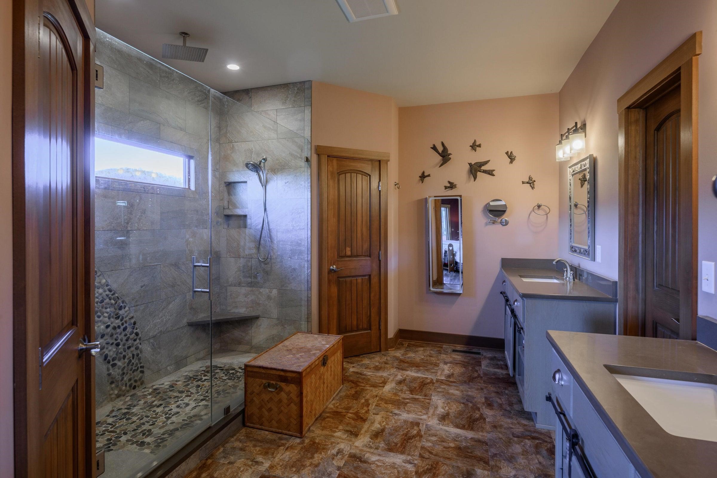 747 NEW PROVIDENCE RD, RAPHINE, Virginia 24472, 4 Bedrooms Bedrooms, ,2 BathroomsBathrooms,Residential,14,747 NEW PROVIDENCE RD,666708 MLS # 666708