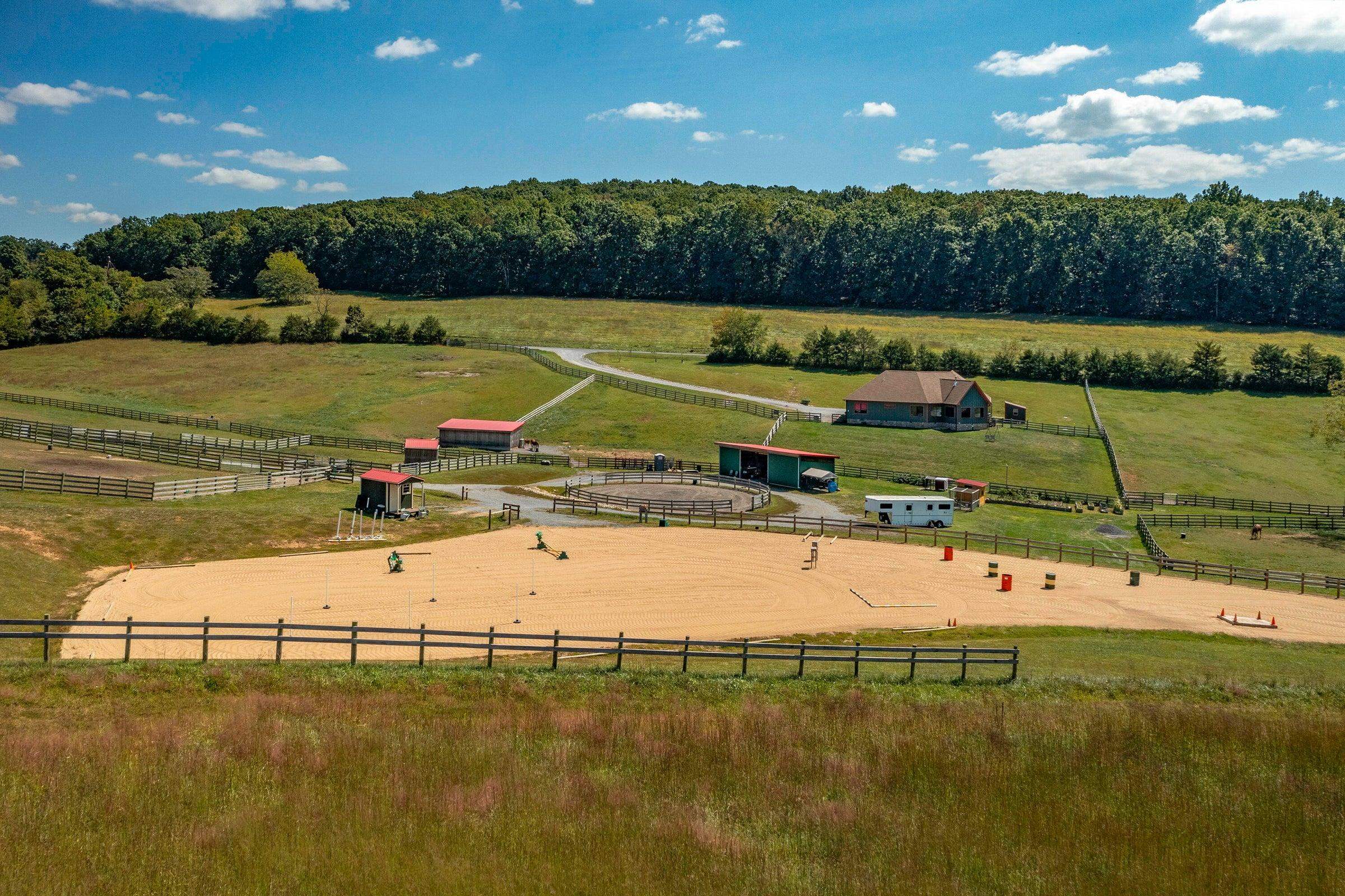 747 NEW PROVIDENCE RD, RAPHINE, Virginia 24472, 4 Bedrooms Bedrooms, ,2 BathroomsBathrooms,Residential,14,747 NEW PROVIDENCE RD,666708 MLS # 666708