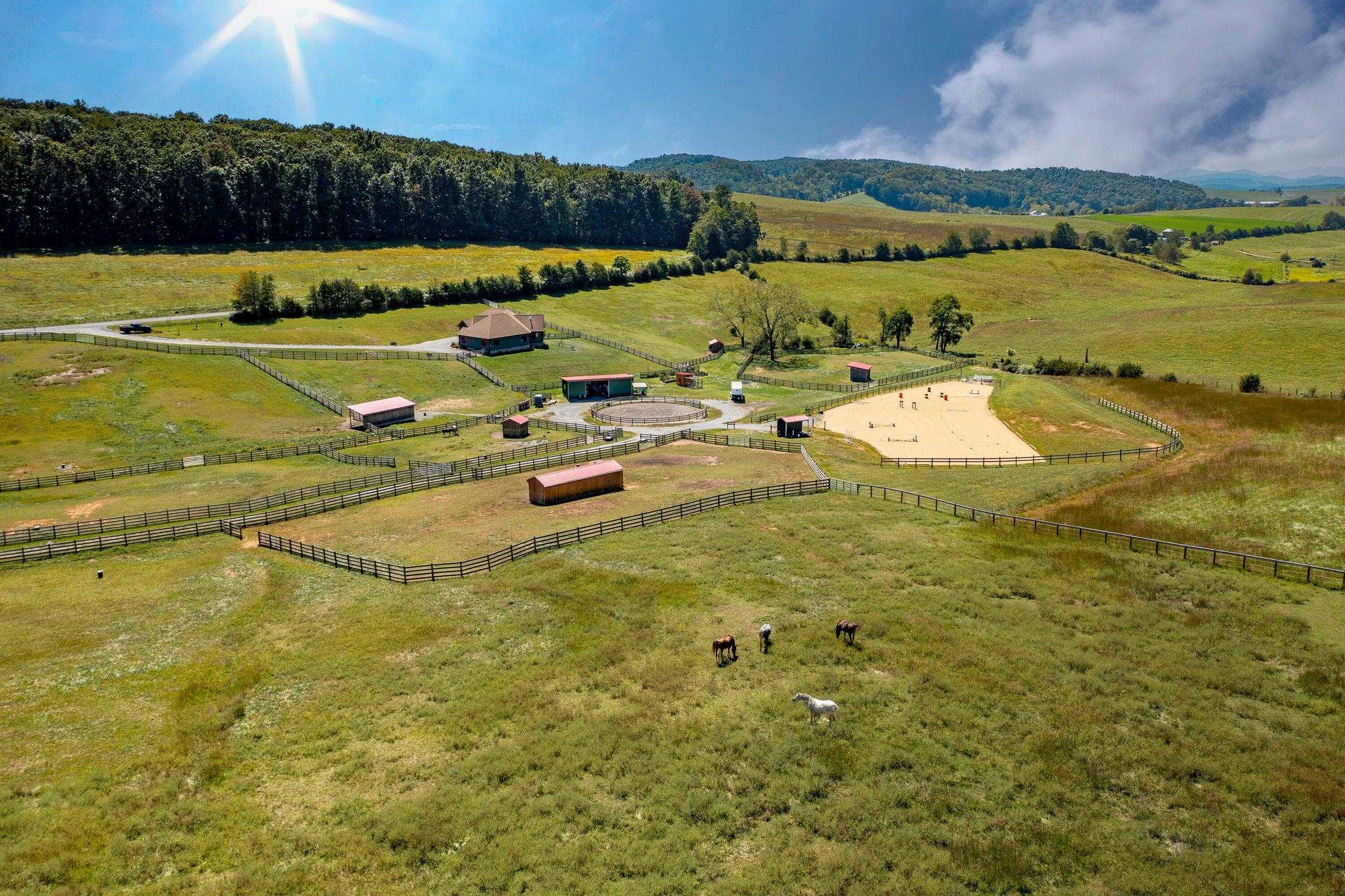 747 NEW PROVIDENCE RD, RAPHINE, Virginia 24472, 4 Bedrooms Bedrooms, ,2 BathroomsBathrooms,Residential,14,747 NEW PROVIDENCE RD,666708 MLS # 666708