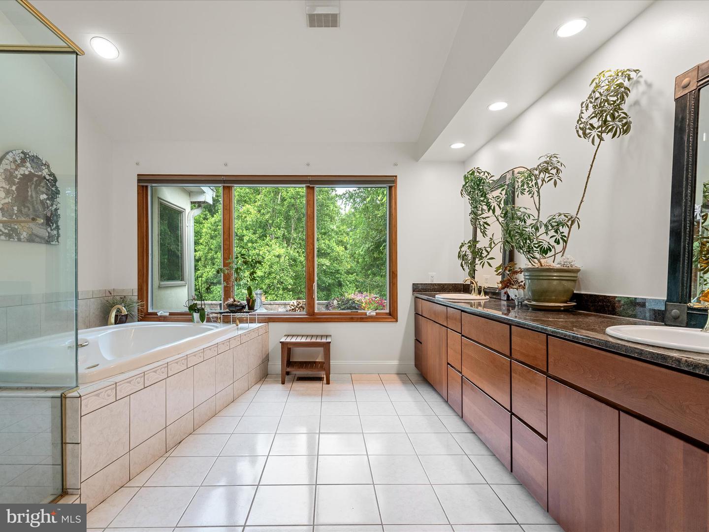 3959 COBBLER MOUNTAIN RD, DELAPLANE, Virginia 20144, 3 Bedrooms Bedrooms, ,2 BathroomsBathrooms,Residential,For Sale,3959 COBBLER MOUNTAIN RD,VAFQ2017454 MLS # VAFQ2017454