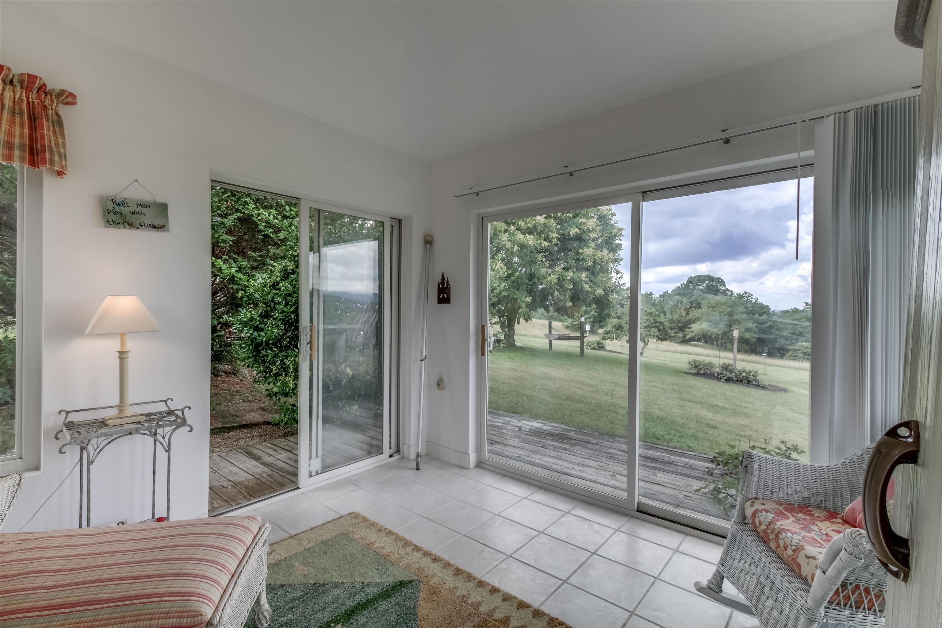 71 SAND HILL LN, WARM SPRINGS, Virginia 24484, 3 Bedrooms Bedrooms, ,4 BathroomsBathrooms,Residential,14,71 SAND HILL LN,666857 MLS # 666857