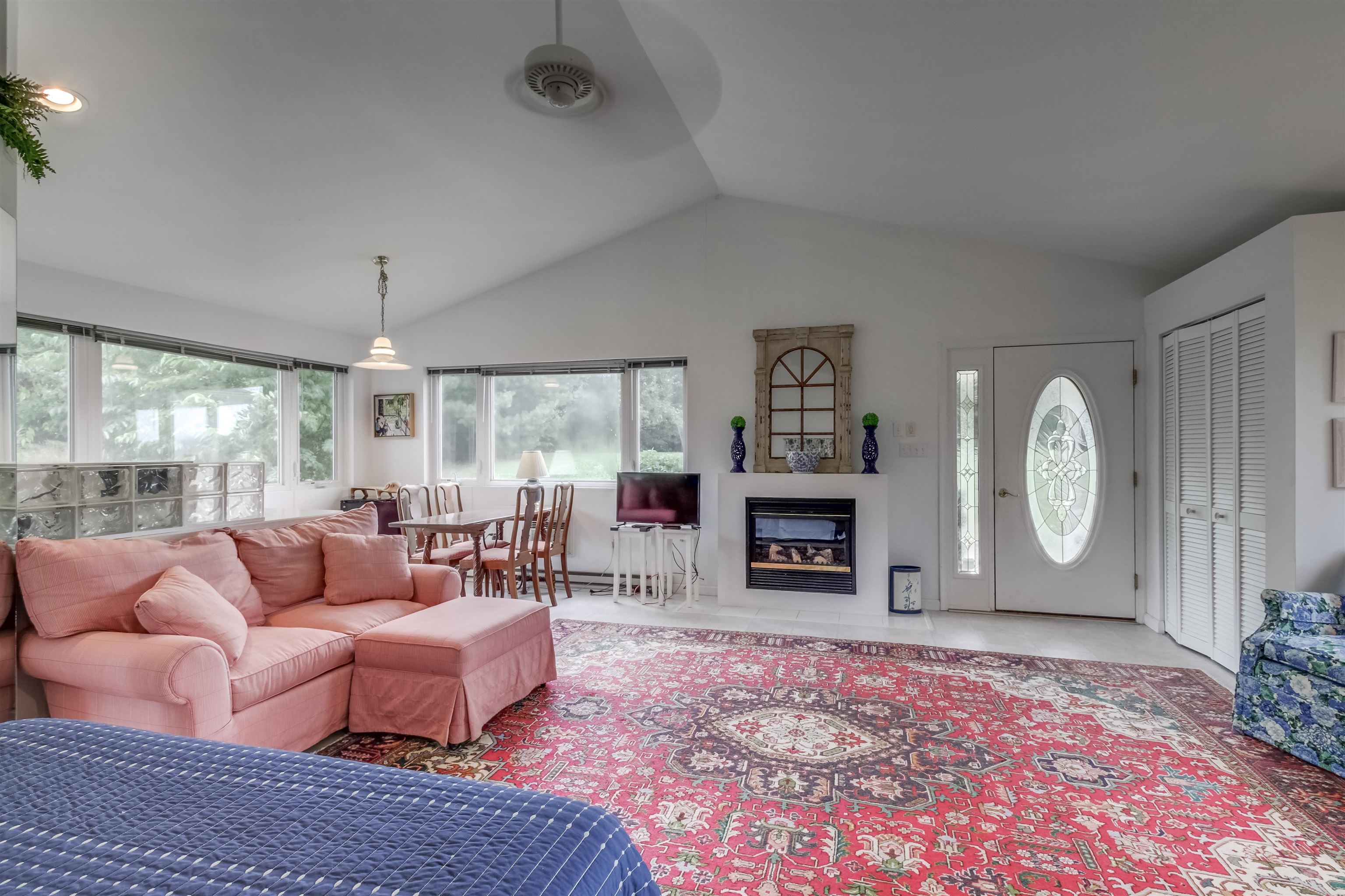 71 SAND HILL LN, WARM SPRINGS, Virginia 24484, 3 Bedrooms Bedrooms, ,4 BathroomsBathrooms,Residential,14,71 SAND HILL LN,666857 MLS # 666857