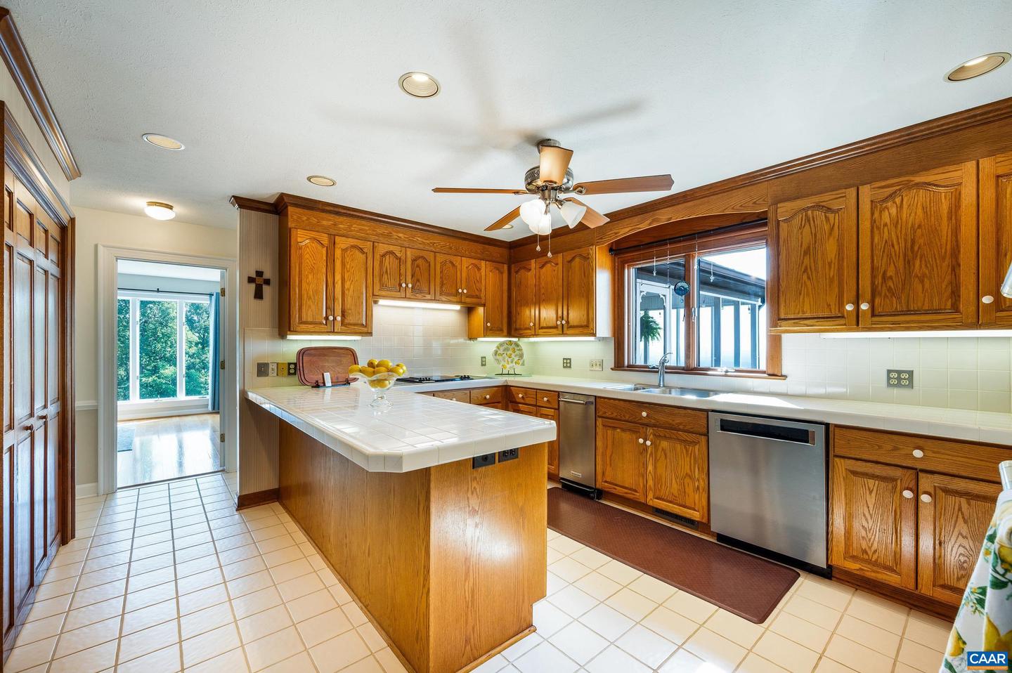 355 DYSON RD, AMHERST, Virginia 24521, 3 Bedrooms Bedrooms, ,4 BathroomsBathrooms,Residential,For Sale,355 DYSON RD,666882 MLS # 666882