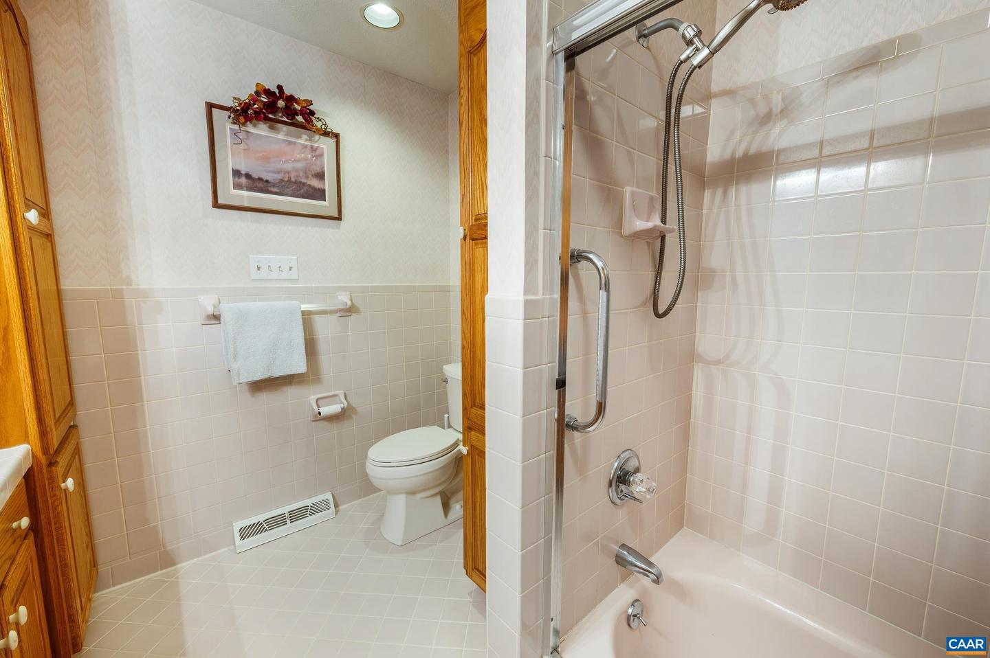 355 DYSON RD, AMHERST, Virginia 24521, 3 Bedrooms Bedrooms, ,4 BathroomsBathrooms,Residential,For Sale,355 DYSON RD,666882 MLS # 666882