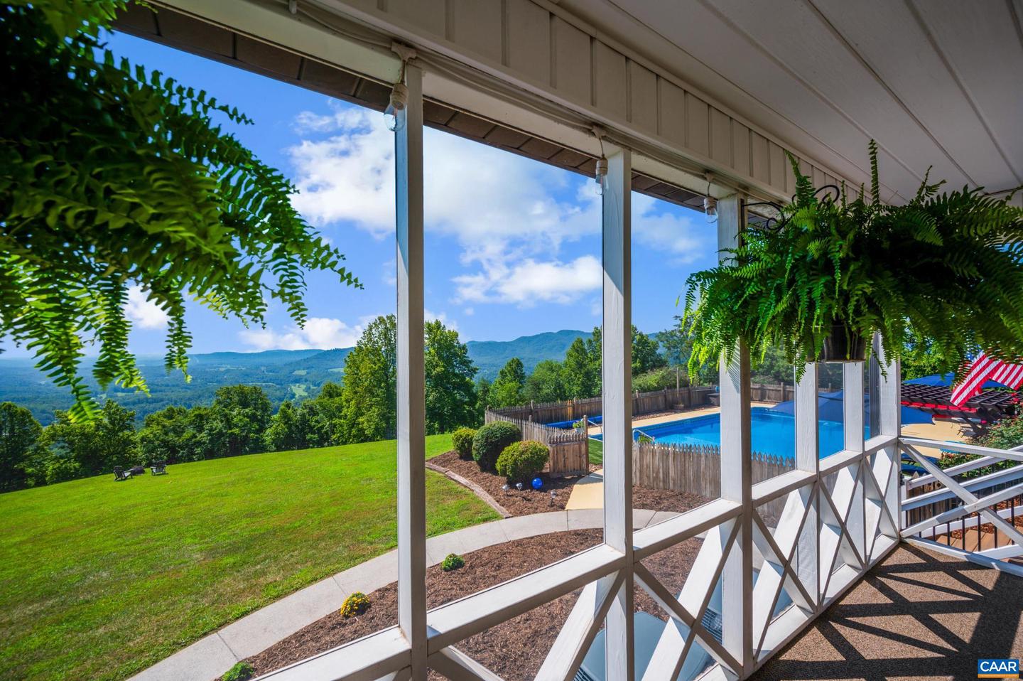 355 DYSON RD, AMHERST, Virginia 24521, 3 Bedrooms Bedrooms, ,4 BathroomsBathrooms,Residential,For Sale,355 DYSON RD,666882 MLS # 666882