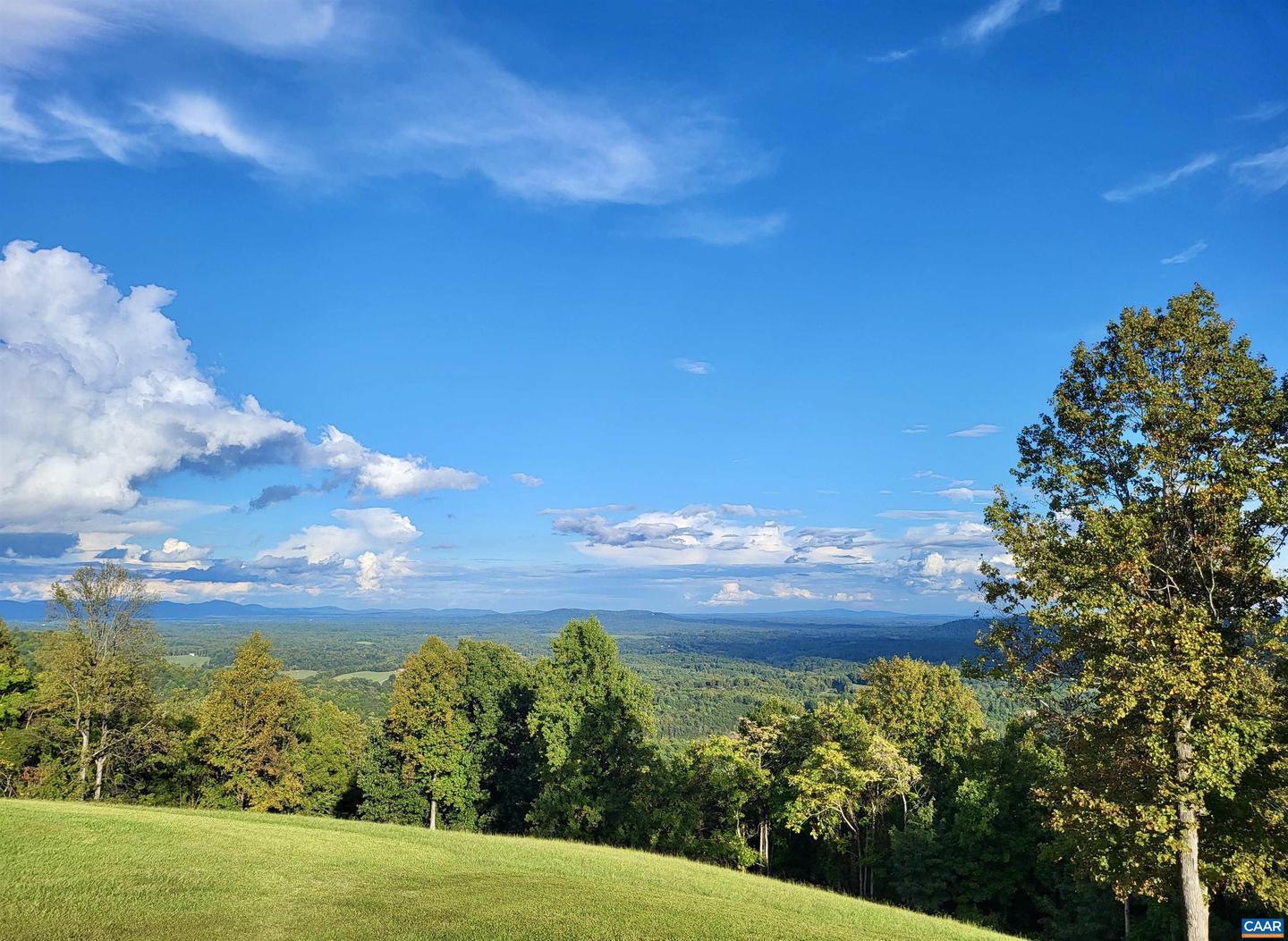 355 DYSON RD, AMHERST, Virginia 24521, 3 Bedrooms Bedrooms, ,4 BathroomsBathrooms,Residential,For Sale,355 DYSON RD,666882 MLS # 666882