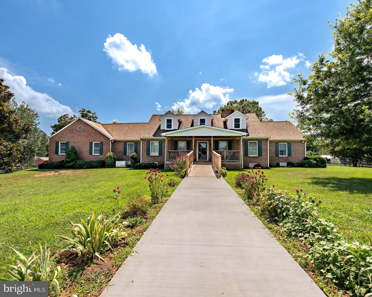 2667 UNION CHURCH RD, BUCKINGHAM, Virginia 23921, 4 Bedrooms Bedrooms, ,4 BathroomsBathrooms,Residential,For Sale,2667 UNION CHURCH RD,VABH2000196 MLS # VABH2000196