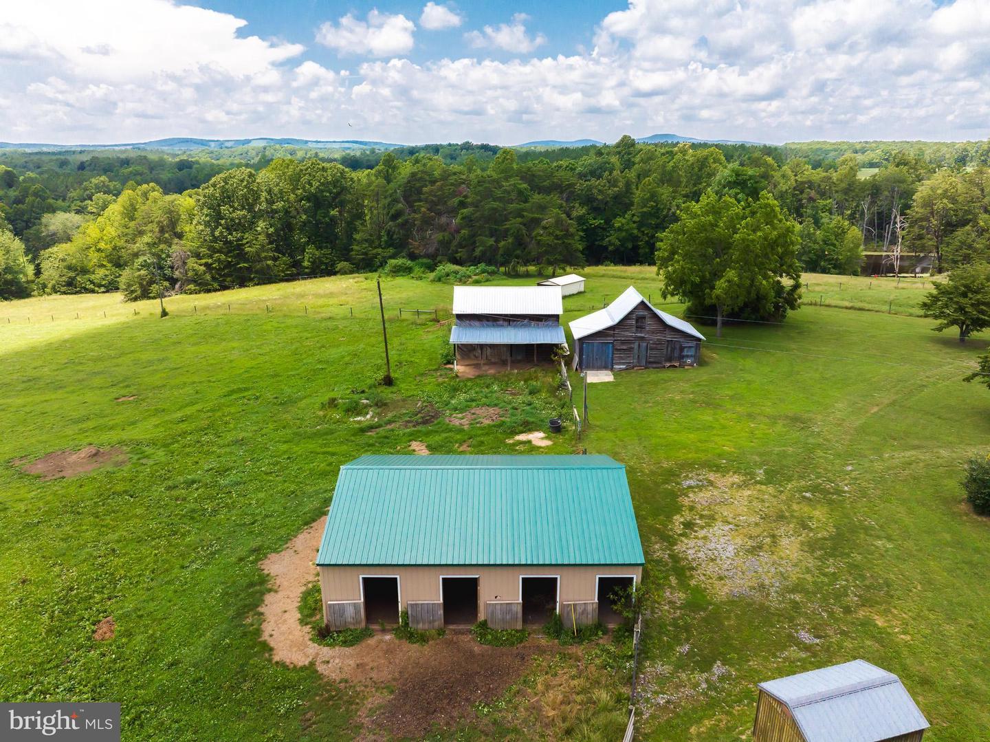 2667 UNION CHURCH RD, BUCKINGHAM, Virginia 23921, 4 Bedrooms Bedrooms, ,4 BathroomsBathrooms,Residential,For Sale,2667 UNION CHURCH RD,VABH2000196 MLS # VABH2000196