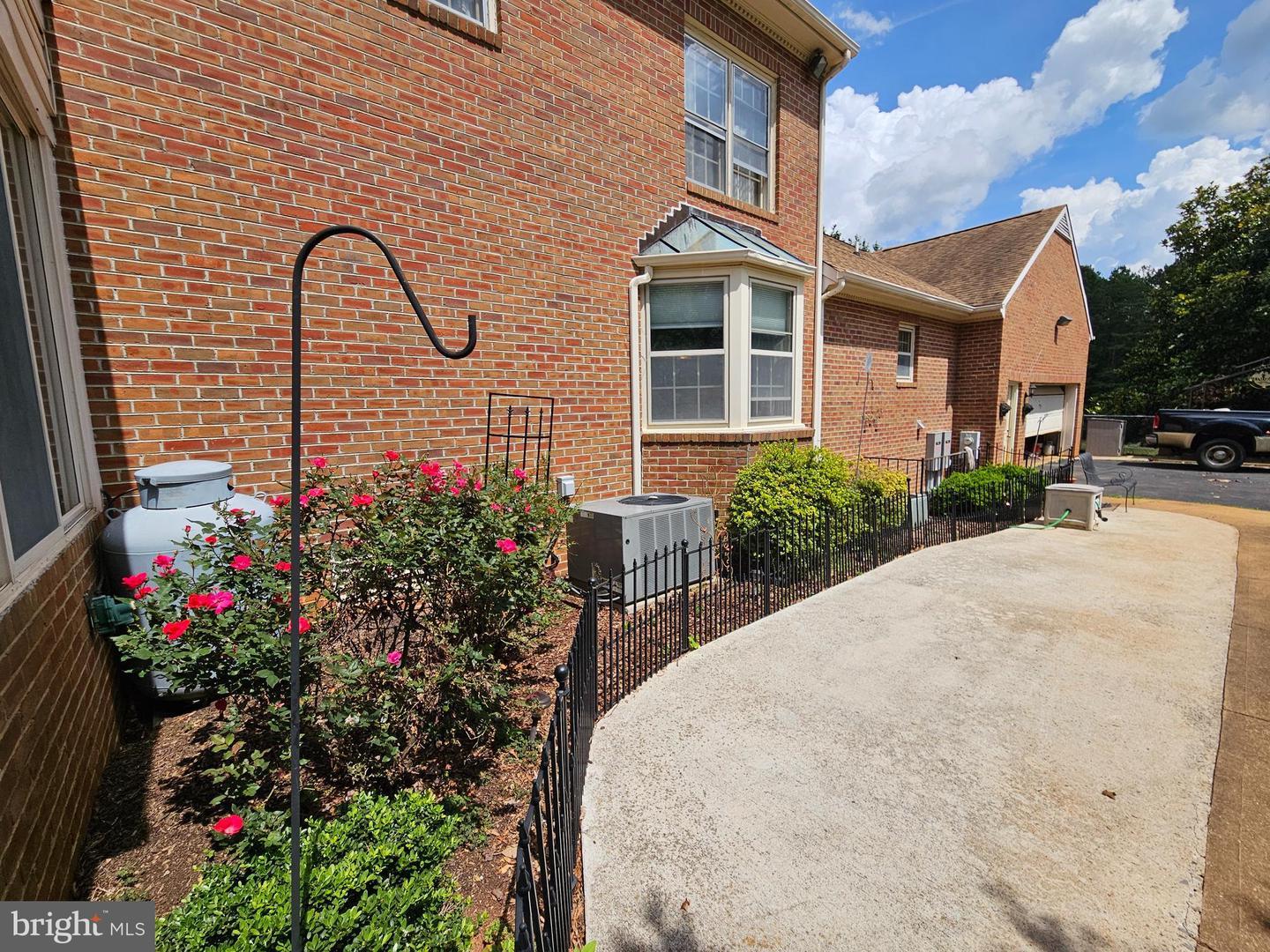 2667 UNION CHURCH RD, BUCKINGHAM, Virginia 23921, 4 Bedrooms Bedrooms, ,4 BathroomsBathrooms,Residential,For Sale,2667 UNION CHURCH RD,VABH2000196 MLS # VABH2000196