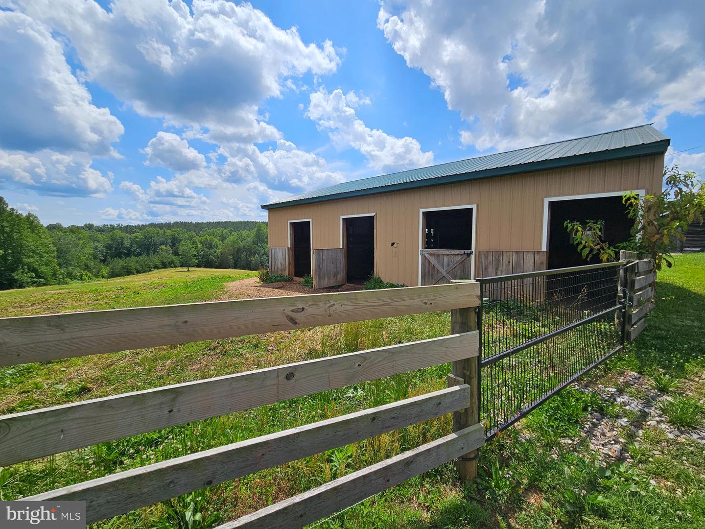 2667 UNION CHURCH RD, BUCKINGHAM, Virginia 23921, 4 Bedrooms Bedrooms, ,4 BathroomsBathrooms,Residential,For Sale,2667 UNION CHURCH RD,VABH2000196 MLS # VABH2000196