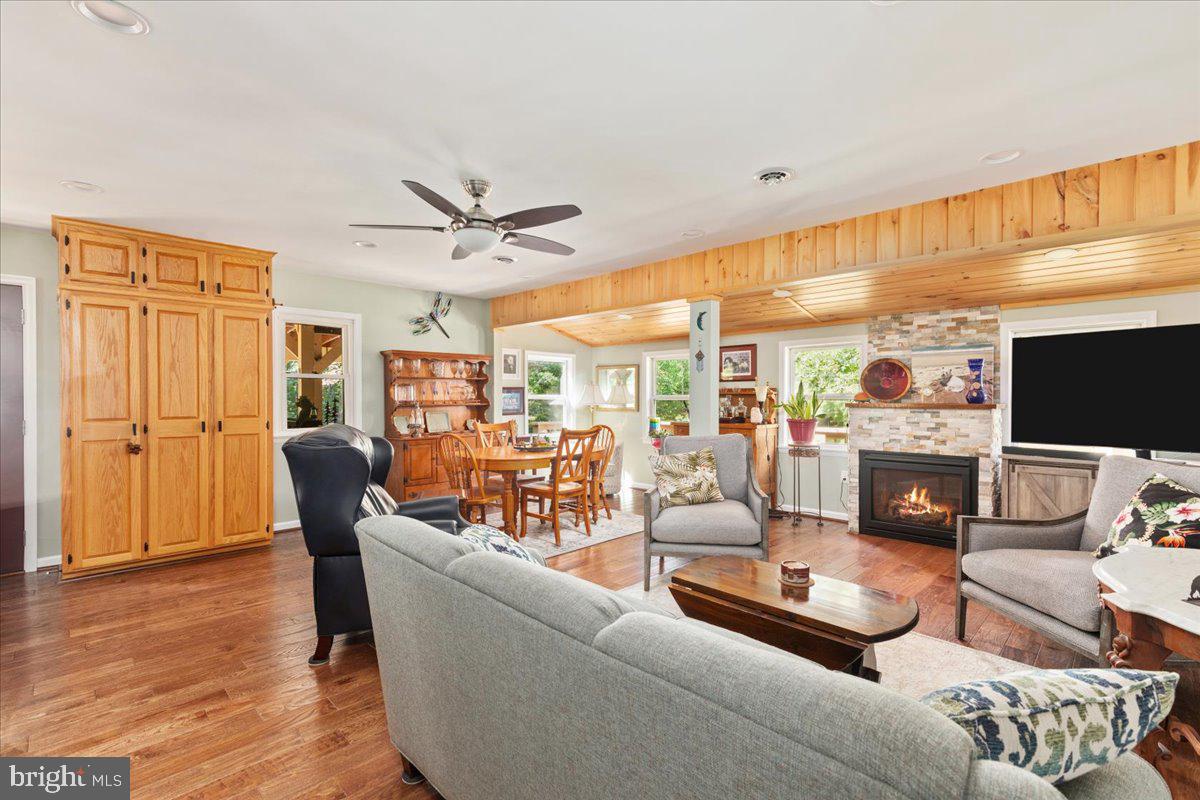 693 MANY WATER LANE, FORT VALLEY, Virginia 22652, 3 Bedrooms Bedrooms, ,2 BathroomsBathrooms,Residential,For Sale,693 MANY WATER LANE,VASH2012008 MLS # VASH2012008