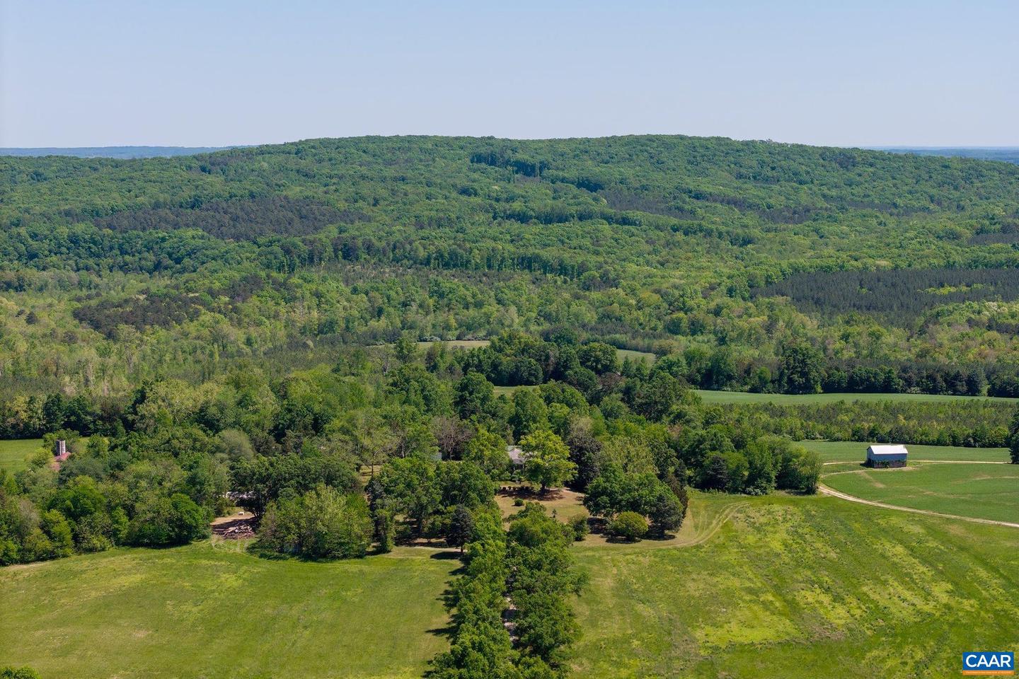 400 DOE LN, CHATHAM, Virginia 24531, 5 Bedrooms Bedrooms, ,2 BathroomsBathrooms,Farm,For Sale,400 DOE LN,664087 MLS # 664087