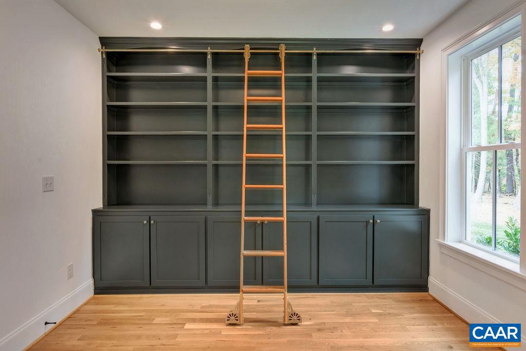 76.99 ACRES COLES ROLLING RD, SCOTTSVILLE, Virginia 24590, 4 Bedrooms Bedrooms, ,3 BathroomsBathrooms,Residential,For Sale,76.99 ACRES COLES ROLLING RD,667328 MLS # 667328