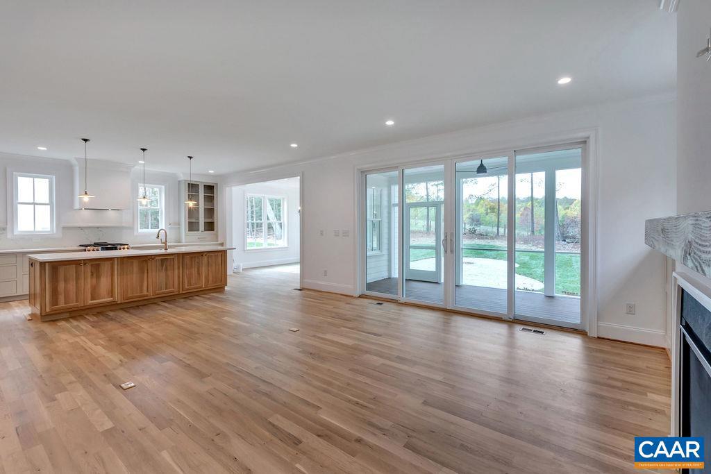 76.99 ACRES COLES ROLLING RD, SCOTTSVILLE, Virginia 24590, 4 Bedrooms Bedrooms, ,3 BathroomsBathrooms,Residential,For Sale,76.99 ACRES COLES ROLLING RD,667328 MLS # 667328