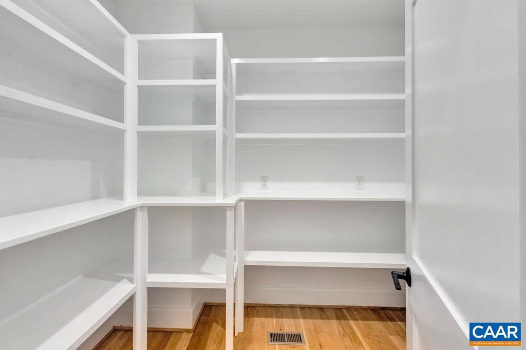 76.99 ACRES COLES ROLLING RD, SCOTTSVILLE, Virginia 24590, 4 Bedrooms Bedrooms, ,3 BathroomsBathrooms,Residential,For Sale,76.99 ACRES COLES ROLLING RD,667328 MLS # 667328