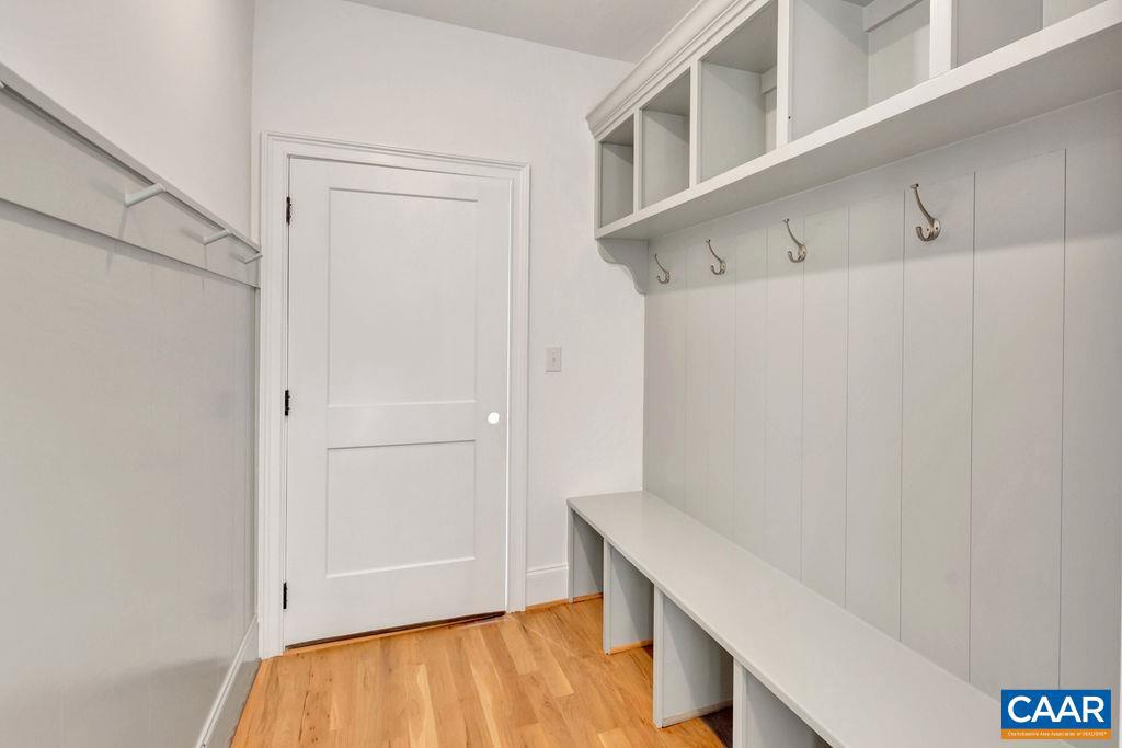 76.99 ACRES COLES ROLLING RD, SCOTTSVILLE, Virginia 24590, 4 Bedrooms Bedrooms, ,3 BathroomsBathrooms,Residential,For Sale,76.99 ACRES COLES ROLLING RD,667328 MLS # 667328