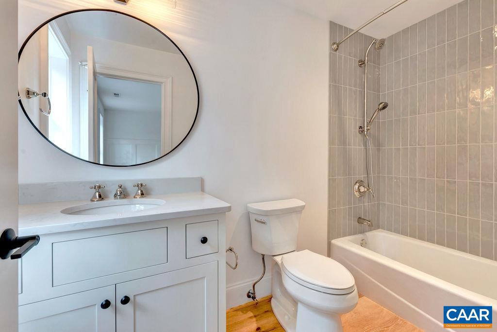 76.99 ACRES COLES ROLLING RD, SCOTTSVILLE, Virginia 24590, 4 Bedrooms Bedrooms, ,3 BathroomsBathrooms,Residential,For Sale,76.99 ACRES COLES ROLLING RD,667328 MLS # 667328