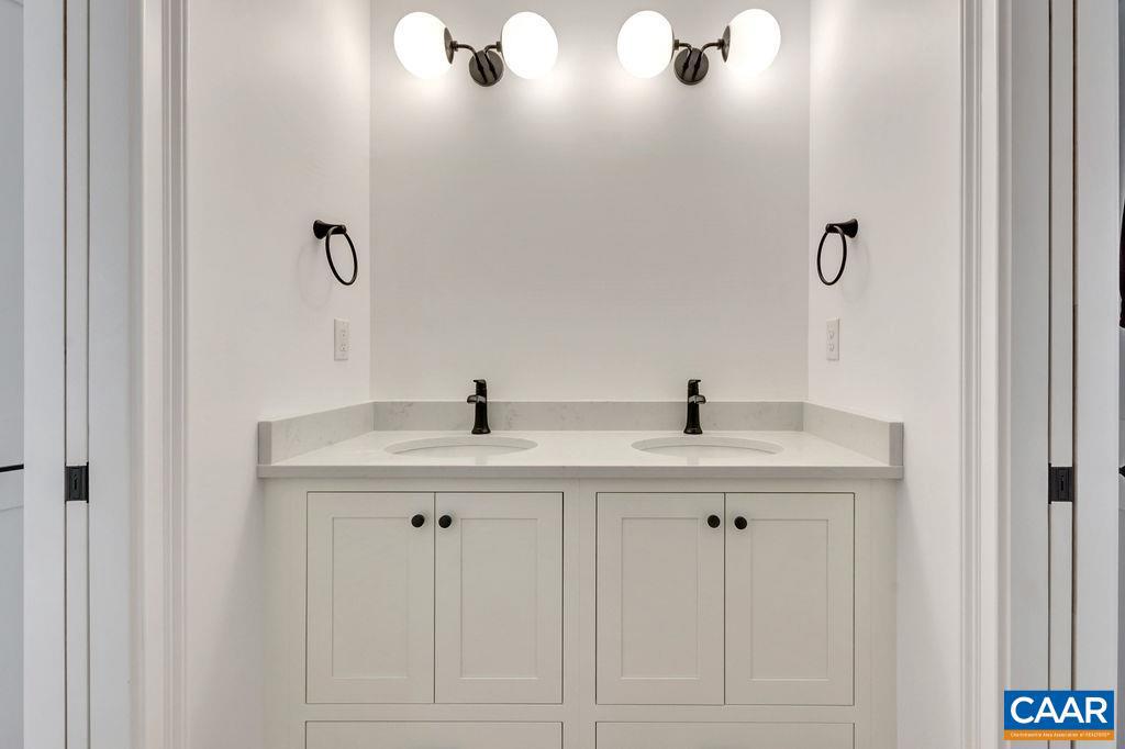 76.99 ACRES COLES ROLLING RD, SCOTTSVILLE, Virginia 24590, 4 Bedrooms Bedrooms, ,3 BathroomsBathrooms,Residential,For Sale,76.99 ACRES COLES ROLLING RD,667328 MLS # 667328