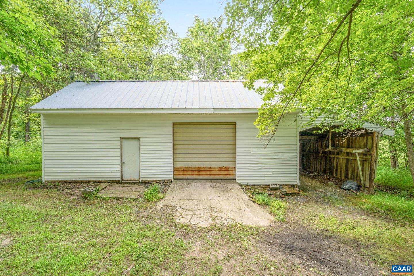 5039 JAMES MADISON HWY, FORK UNION, Virginia 23055, 3 Bedrooms Bedrooms, ,2 BathroomsBathrooms,Residential,For Sale,5039 JAMES MADISON HWY,667065 MLS # 667065