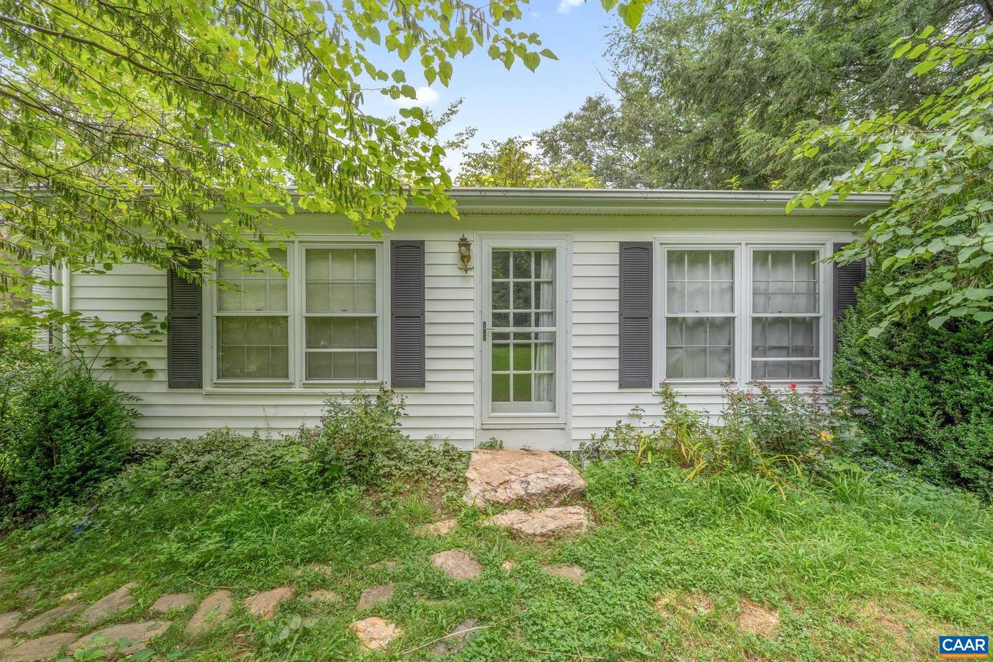 5039 JAMES MADISON HWY, FORK UNION, Virginia 23055, 3 Bedrooms Bedrooms, ,2 BathroomsBathrooms,Residential,For Sale,5039 JAMES MADISON HWY,667065 MLS # 667065