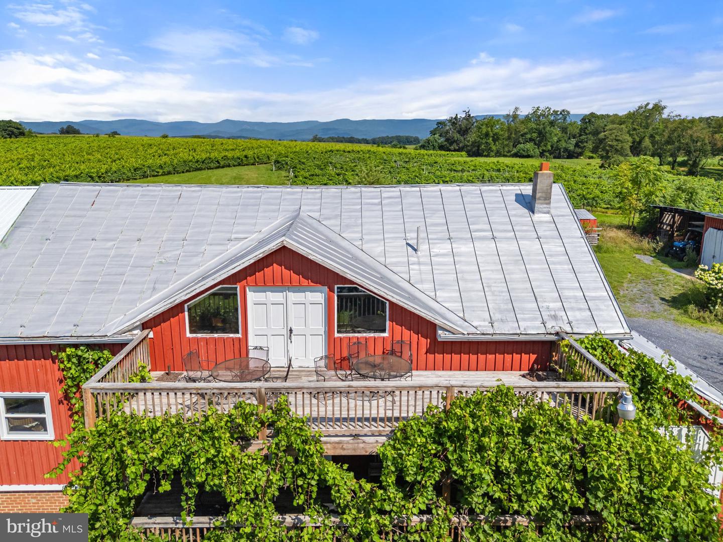 3659 S OX RD, EDINBURG, Virginia 22824, 4 Bedrooms Bedrooms, ,2 BathroomsBathrooms,Residential,For Sale,3659 S OX RD,VASH2011900 MLS # VASH2011900