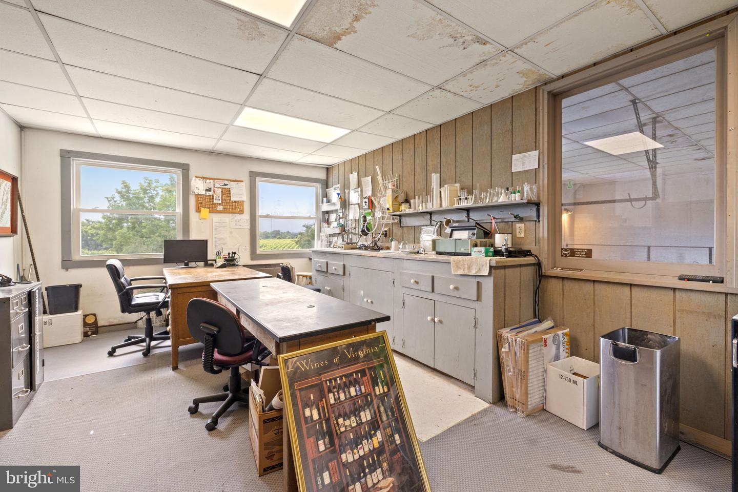 3659 S OX RD, EDINBURG, Virginia 22824, 4 Bedrooms Bedrooms, ,2 BathroomsBathrooms,Residential,For Sale,3659 S OX RD,VASH2011900 MLS # VASH2011900