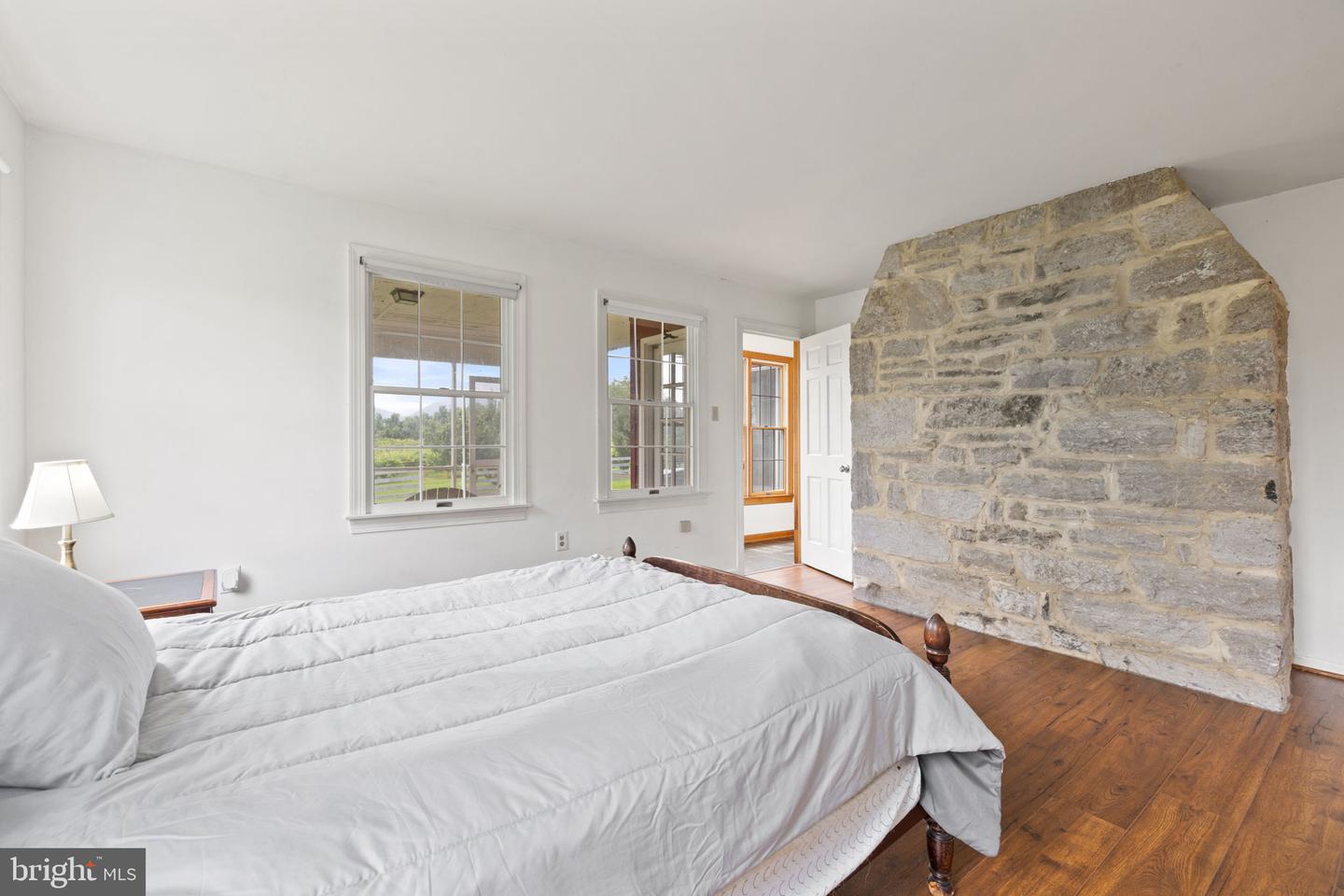 3659 S OX RD, EDINBURG, Virginia 22824, 4 Bedrooms Bedrooms, ,2 BathroomsBathrooms,Residential,For Sale,3659 S OX RD,VASH2011900 MLS # VASH2011900