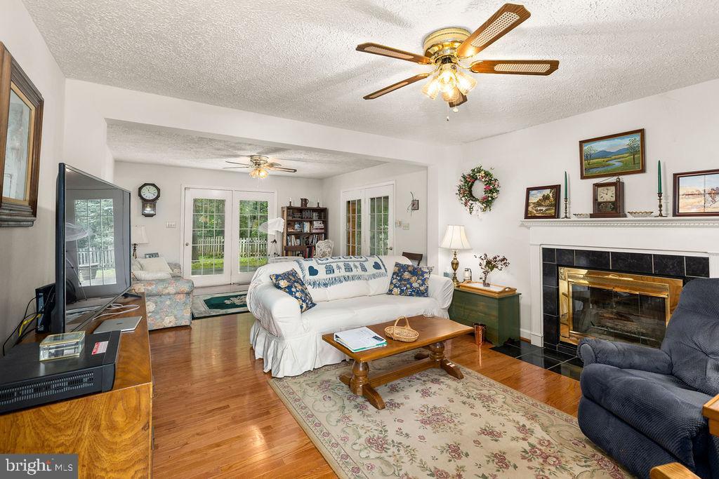 1115 CHAPEL RD, MIDDLETOWN, Virginia 22645, 3 Bedrooms Bedrooms, ,2 BathroomsBathrooms,Residential,For Sale,1115 CHAPEL RD,VAFV2035852 MLS # VAFV2035852