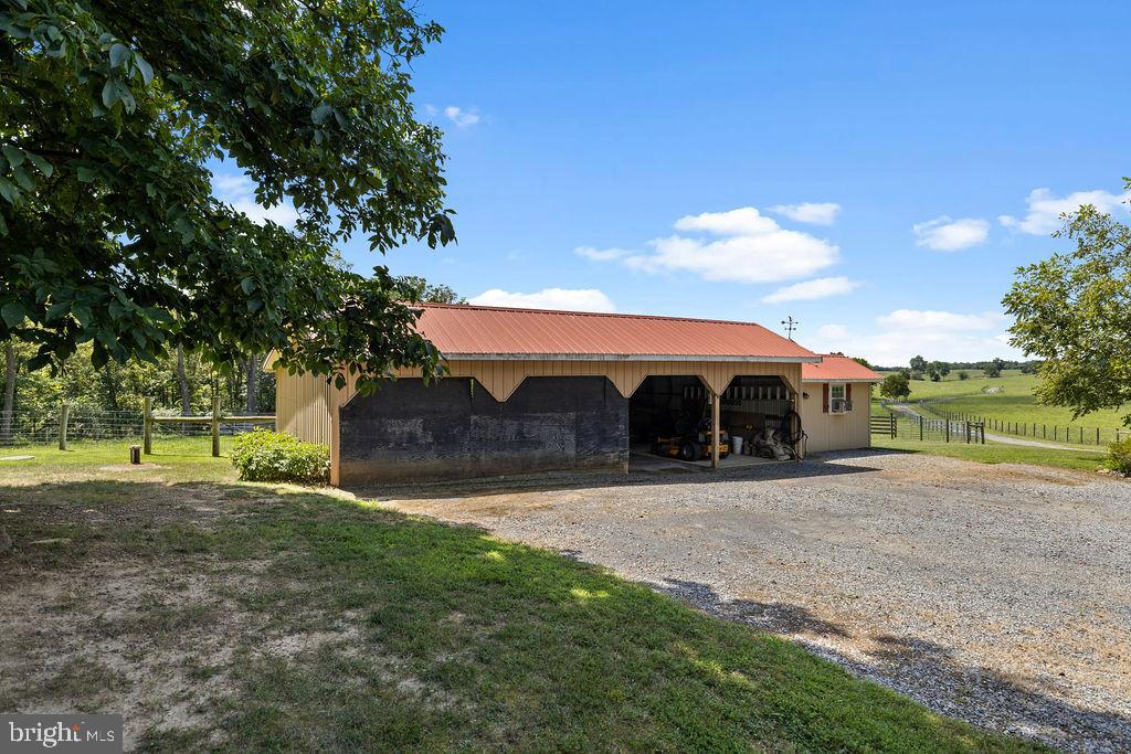 1115 CHAPEL RD, MIDDLETOWN, Virginia 22645, 3 Bedrooms Bedrooms, ,2 BathroomsBathrooms,Residential,For Sale,1115 CHAPEL RD,VAFV2035852 MLS # VAFV2035852