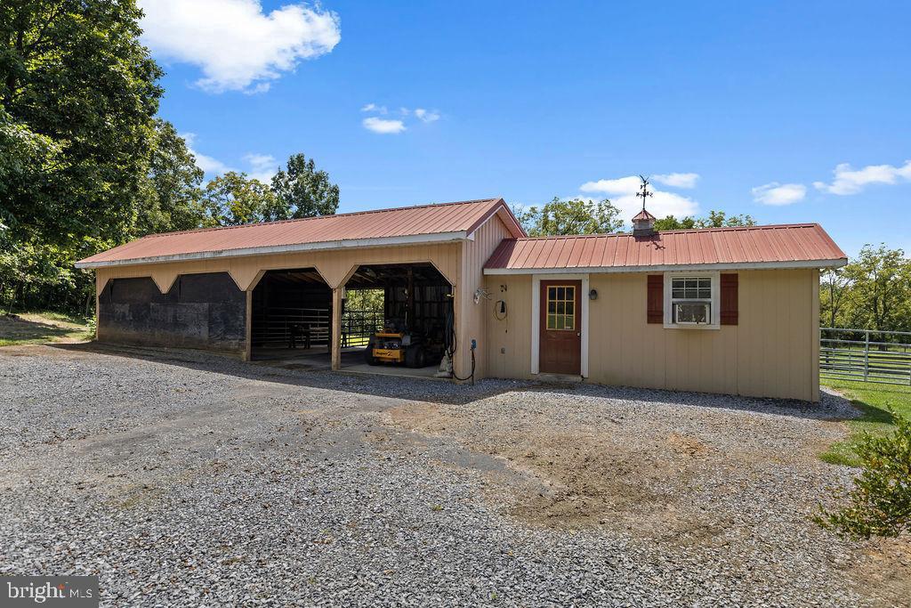 1115 CHAPEL RD, MIDDLETOWN, Virginia 22645, 3 Bedrooms Bedrooms, ,2 BathroomsBathrooms,Residential,For Sale,1115 CHAPEL RD,VAFV2035852 MLS # VAFV2035852