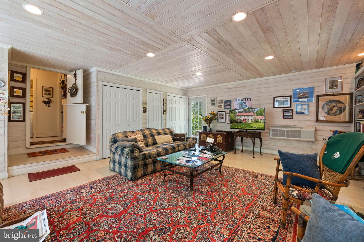 961 SUMMERVILLE RD, BOYCE, Virginia 22620, 3 Bedrooms Bedrooms, ,3 BathroomsBathrooms,Residential,For Sale,961 SUMMERVILLE RD,VACL2003894 MLS # VACL2003894