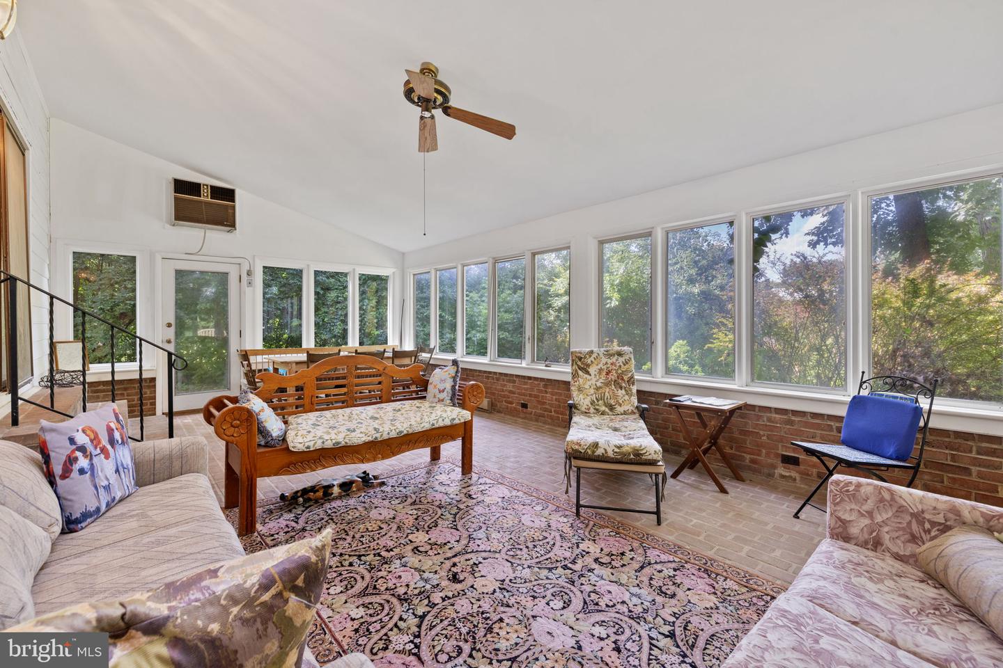 961 SUMMERVILLE RD, BOYCE, Virginia 22620, 3 Bedrooms Bedrooms, ,3 BathroomsBathrooms,Residential,For Sale,961 SUMMERVILLE RD,VACL2003894 MLS # VACL2003894