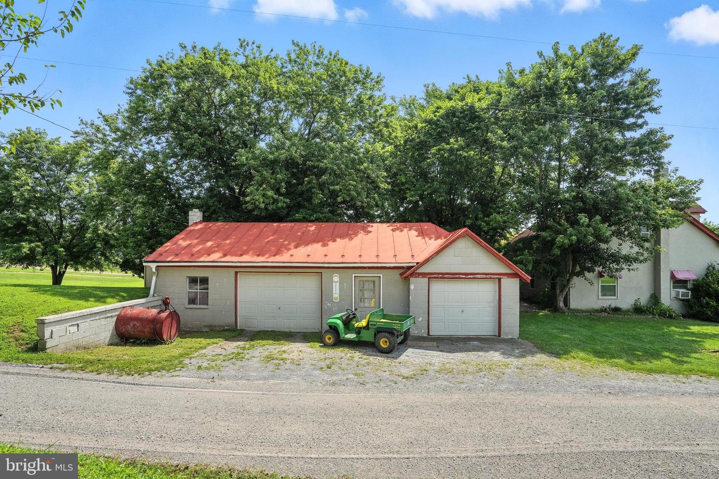 3637 MILLWOOD RD, BOYCE, Virginia 22620, 4 Bedrooms Bedrooms, ,3 BathroomsBathrooms,Residential,For Sale,3637 MILLWOOD RD,VACL2005932 MLS # VACL2005932