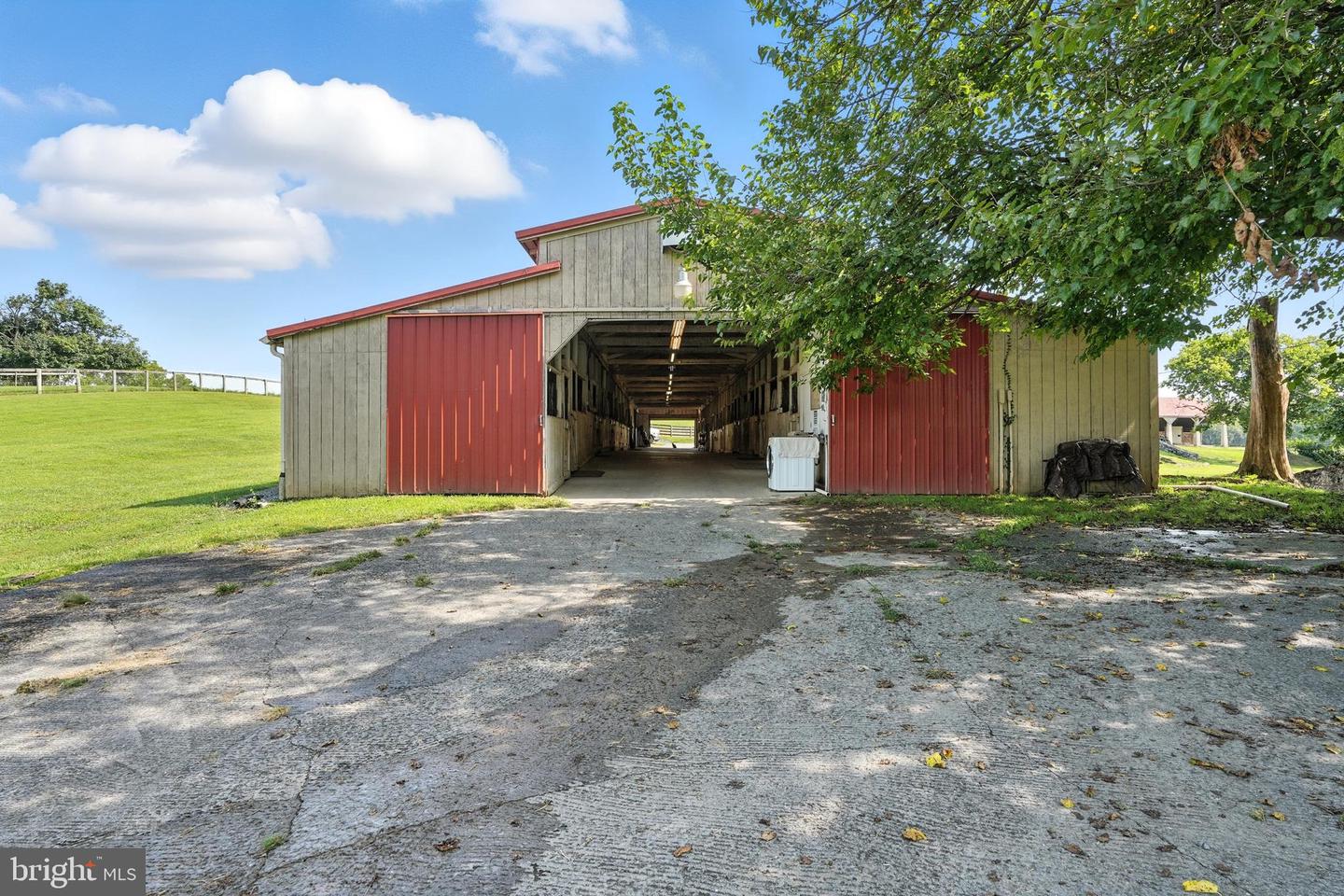 3637 MILLWOOD RD, BOYCE, Virginia 22620, 4 Bedrooms Bedrooms, ,3 BathroomsBathrooms,Residential,For Sale,3637 MILLWOOD RD,VACL2005932 MLS # VACL2005932