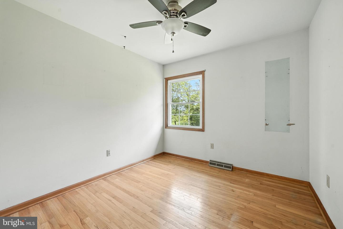 18172 YOUNGS LN, ELKWOOD, Virginia 22718, 3 Bedrooms Bedrooms, ,1 BathroomBathrooms,Residential,For Sale,18172 YOUNGS LN,VACU2011212 MLS # VACU2011212