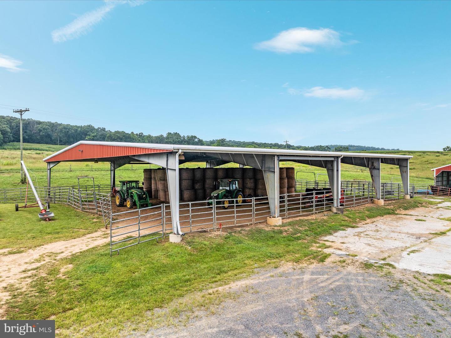 254 CARTE LN, MOUNT JACKSON, Virginia 22842, 2 Bedrooms Bedrooms, ,2 BathroomsBathrooms,Farm,For Sale,254 CARTE LN,VASH2012110 MLS # VASH2012110 254 CARTE LN, MOUNT JACKSON, Virginia 22842, 2 Bedrooms Bedrooms, ,2 BathroomsBathrooms,Farm,For Sale,254 CARTE LN,VASH2012110 MLS # VASH2012110