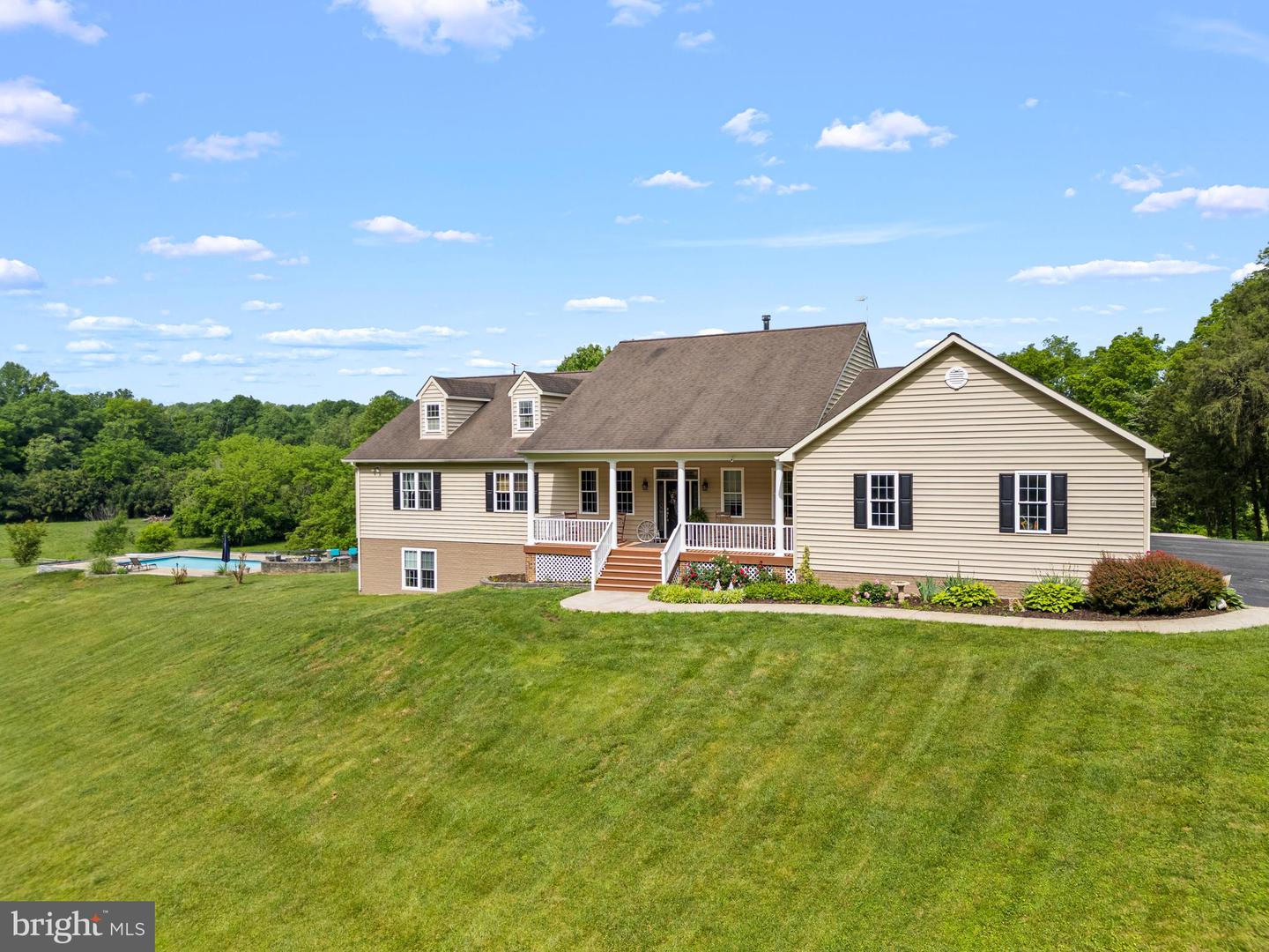 7312 OAK LN, MARSHALL, Virginia 20115, 4 Bedrooms Bedrooms, ,3 BathroomsBathrooms,Farm,For Sale,7312 OAK LN,VAFQ2016554 MLS # VAFQ2016554 7312 OAK LN, MARSHALL, Virginia 20115, 4 Bedrooms Bedrooms, ,3 BathroomsBathrooms,Farm,For Sale,7312 OAK LN,VAFQ2016554 MLS # VAFQ2016554