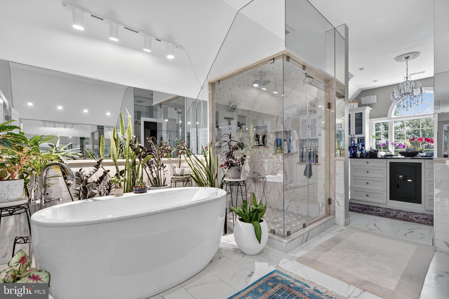 7484 WILSON RD, WARRENTON, Virginia 20186, 5 Bedrooms Bedrooms, ,6 BathroomsBathrooms,Residential,For Sale,7484 WILSON RD,VAFQ2017594 MLS # VAFQ2017594