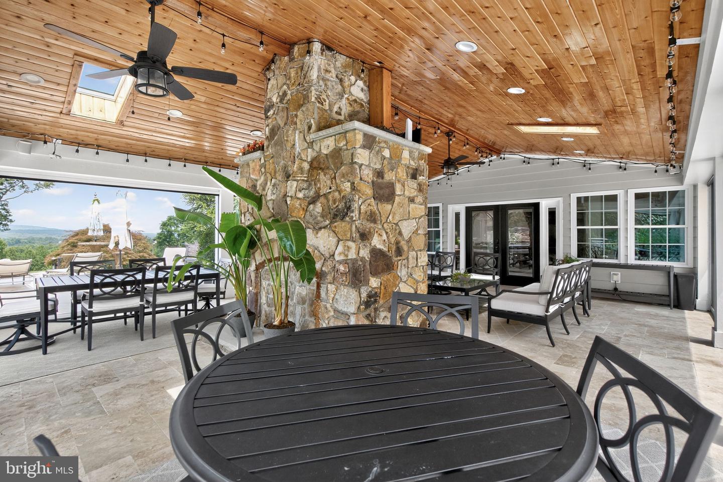 7484 WILSON RD, WARRENTON, Virginia 20186, 5 Bedrooms Bedrooms, ,6 BathroomsBathrooms,Residential,For Sale,7484 WILSON RD,VAFQ2017594 MLS # VAFQ2017594