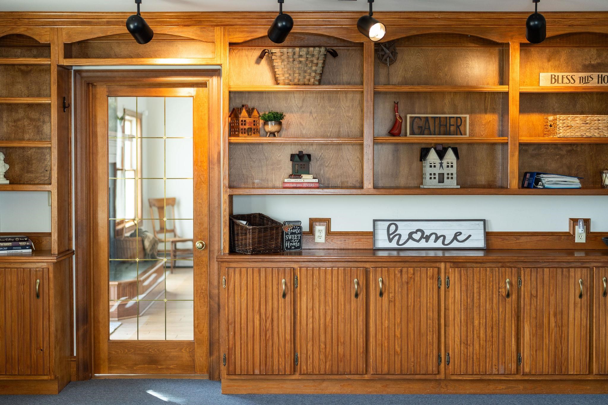 1040 TINKLING SPRING RD, STAUNTON, Virginia 24401, 3 Bedrooms Bedrooms, ,3 BathroomsBathrooms,Residential,14,1040 TINKLING SPRING RD,667916 MLS # 667916