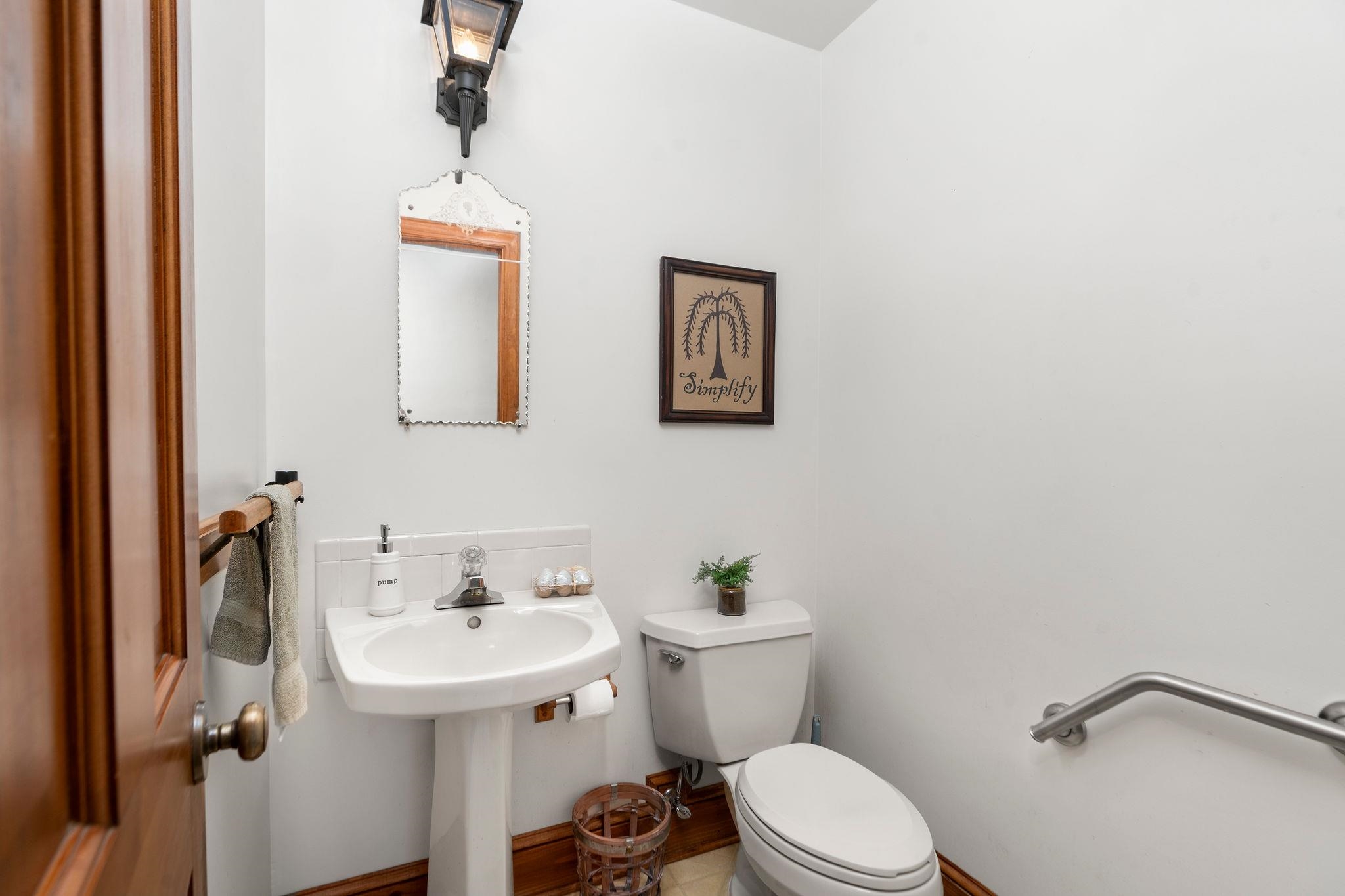 1040 TINKLING SPRING RD, STAUNTON, Virginia 24401, 3 Bedrooms Bedrooms, ,3 BathroomsBathrooms,Residential,14,1040 TINKLING SPRING RD,667916 MLS # 667916