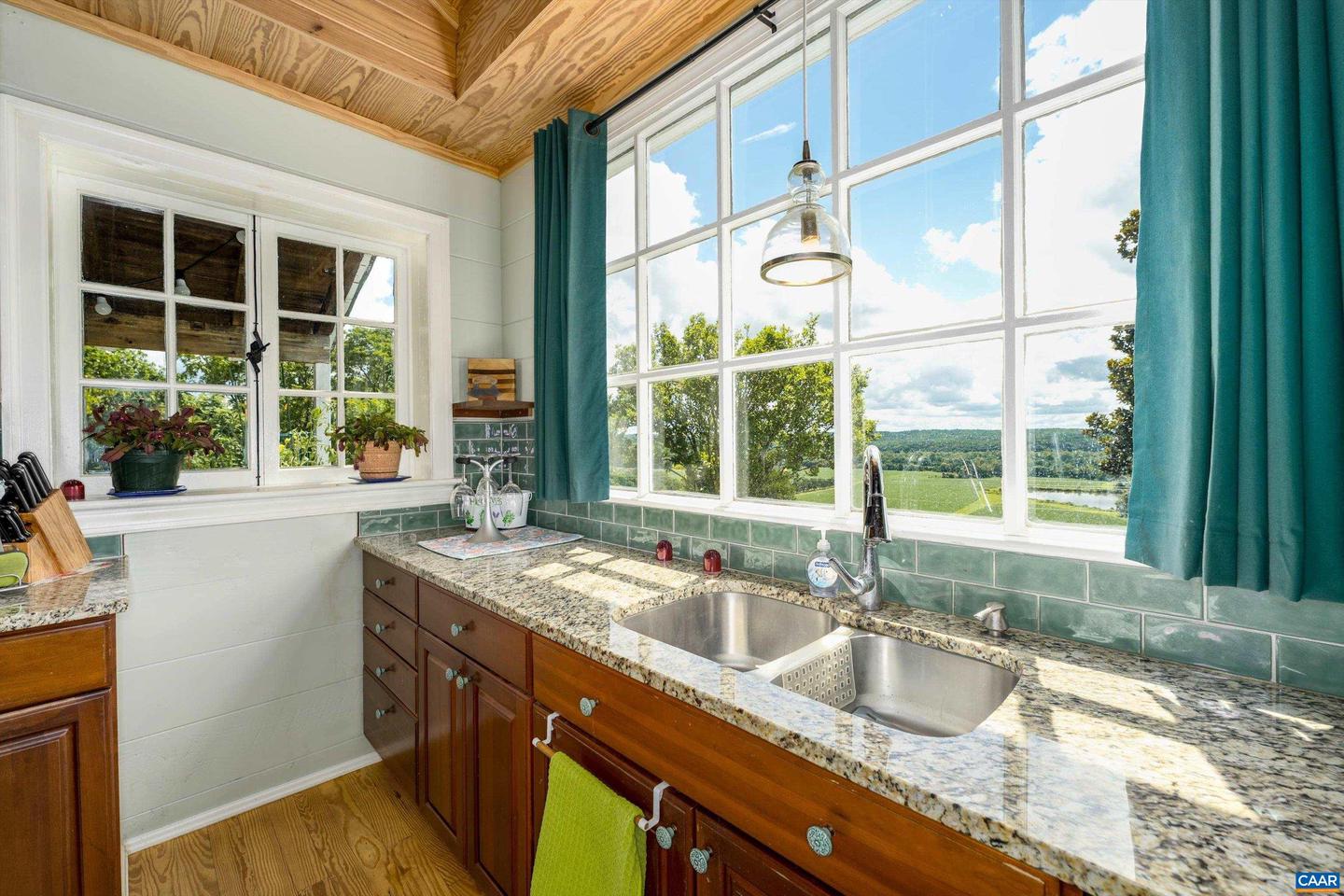 1843 CABELL RD, WINGINA, Virginia 24599, 7 Bedrooms Bedrooms, ,4 BathroomsBathrooms,Residential,For Sale,1843 CABELL RD,667690 MLS # 667690