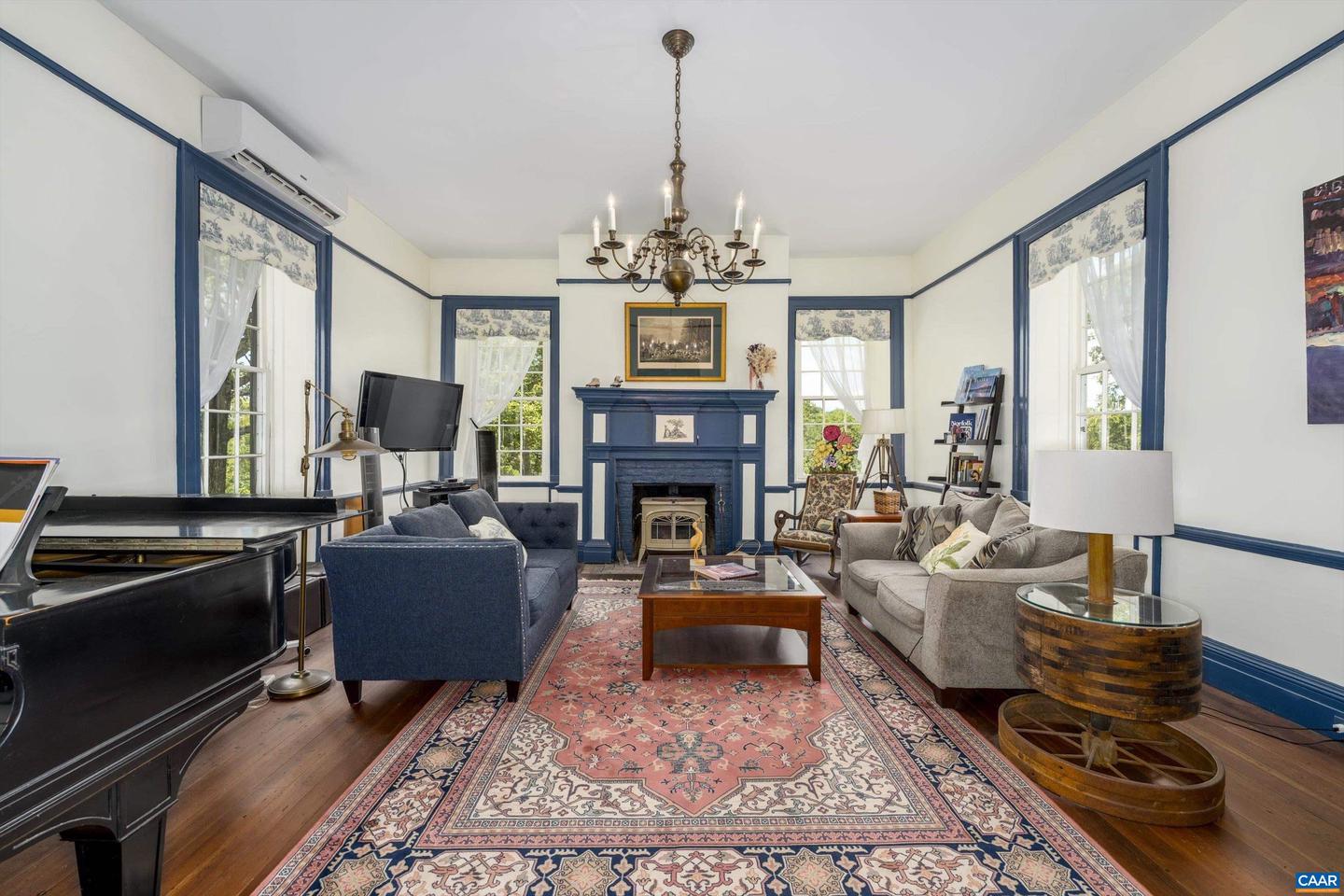 1843 CABELL RD, WINGINA, Virginia 24599, 7 Bedrooms Bedrooms, ,4 BathroomsBathrooms,Residential,For Sale,1843 CABELL RD,667690 MLS # 667690