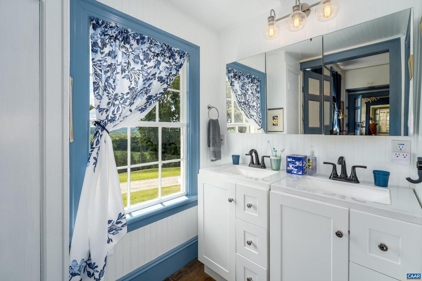 1843 CABELL RD, WINGINA, Virginia 24599, 7 Bedrooms Bedrooms, ,4 BathroomsBathrooms,Residential,For Sale,1843 CABELL RD,667690 MLS # 667690