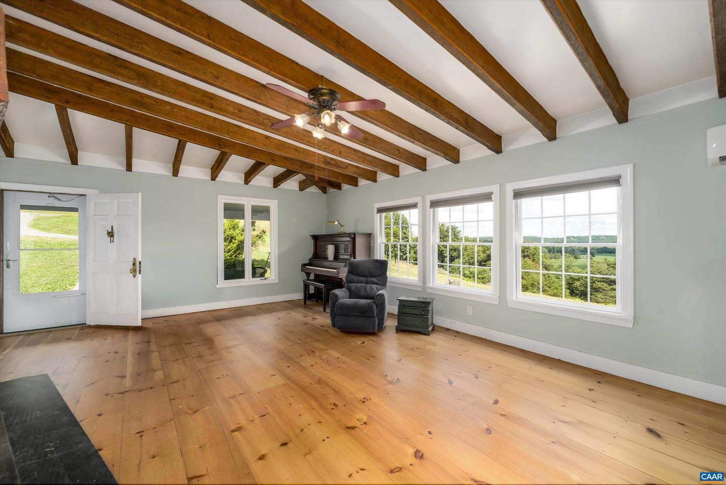 1843 CABELL RD, WINGINA, Virginia 24599, 7 Bedrooms Bedrooms, ,4 BathroomsBathrooms,Residential,For Sale,1843 CABELL RD,667690 MLS # 667690