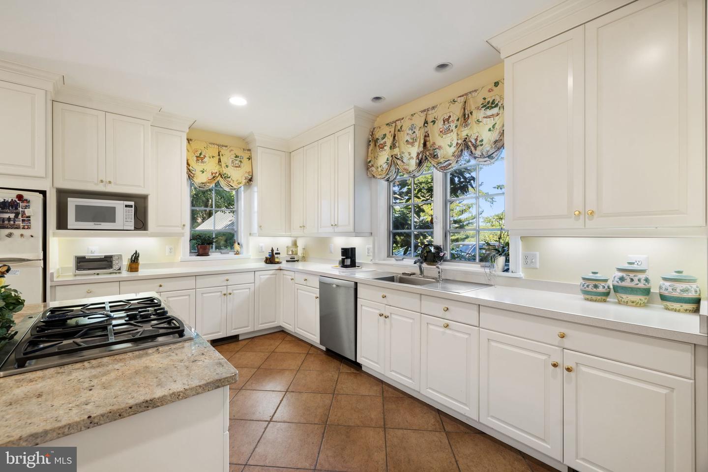 3418 HALFWAY RD, THE PLAINS, Virginia 20198, 5 Bedrooms Bedrooms, ,4 BathroomsBathrooms,Residential,For Sale,3418 HALFWAY RD,VAFQ2017424 MLS # VAFQ2017424 3418 HALFWAY RD, THE PLAINS, Virginia 20198, 5 Bedrooms Bedrooms, ,4 BathroomsBathrooms,Residential,For Sale,3418 HALFWAY RD,VAFQ2017424 MLS # VAFQ2017424