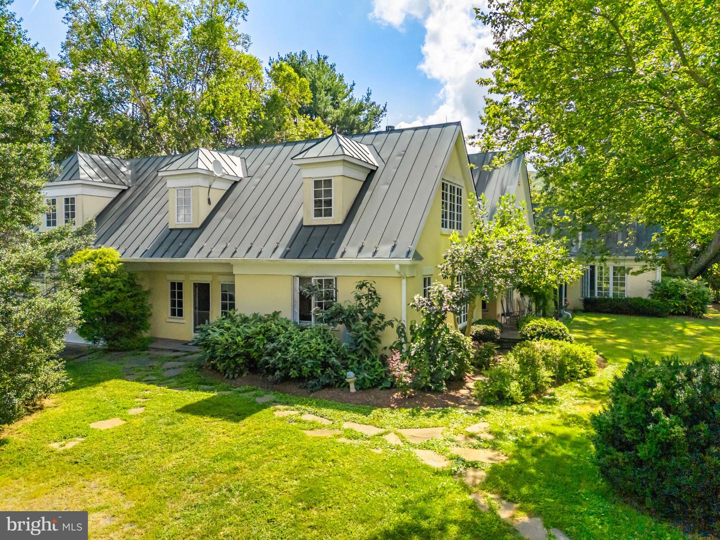 3418 HALFWAY RD, THE PLAINS, Virginia 20198, 5 Bedrooms Bedrooms, ,4 BathroomsBathrooms,Residential,For Sale,3418 HALFWAY RD,VAFQ2017424 MLS # VAFQ2017424 3418 HALFWAY RD, THE PLAINS, Virginia 20198, 5 Bedrooms Bedrooms, ,4 BathroomsBathrooms,Residential,For Sale,3418 HALFWAY RD,VAFQ2017424 MLS # VAFQ2017424