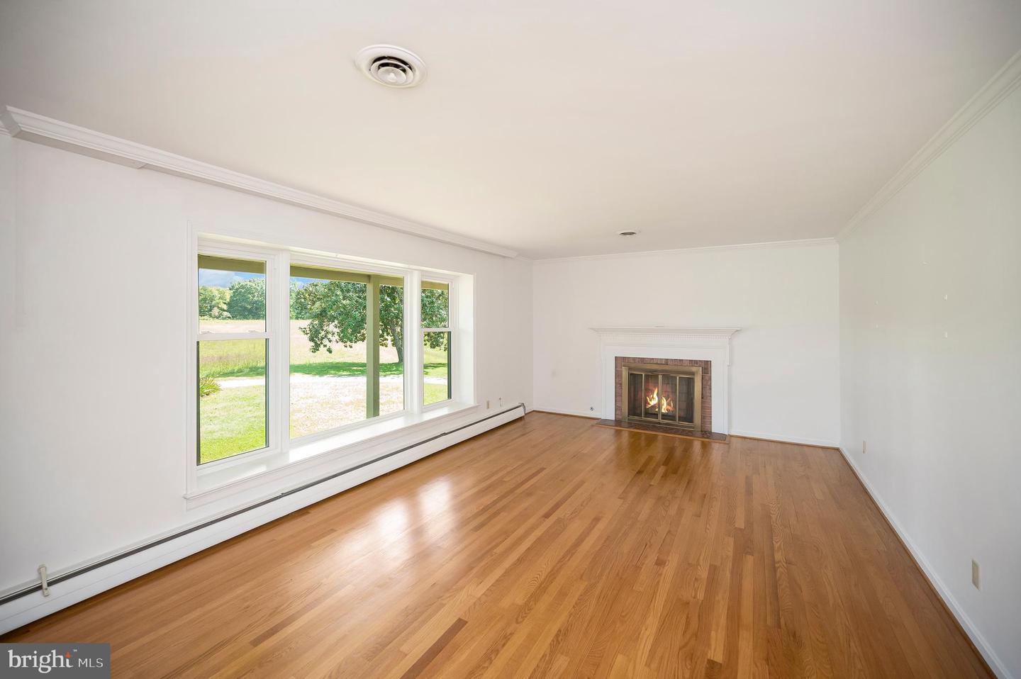 1306 HAWKINS LN, KING GEORGE, Virginia 22485, 5 Bedrooms Bedrooms, ,4 BathroomsBathrooms,Residential,For Sale,1306 HAWKINS LN,VAKG2006896 MLS # VAKG2006896